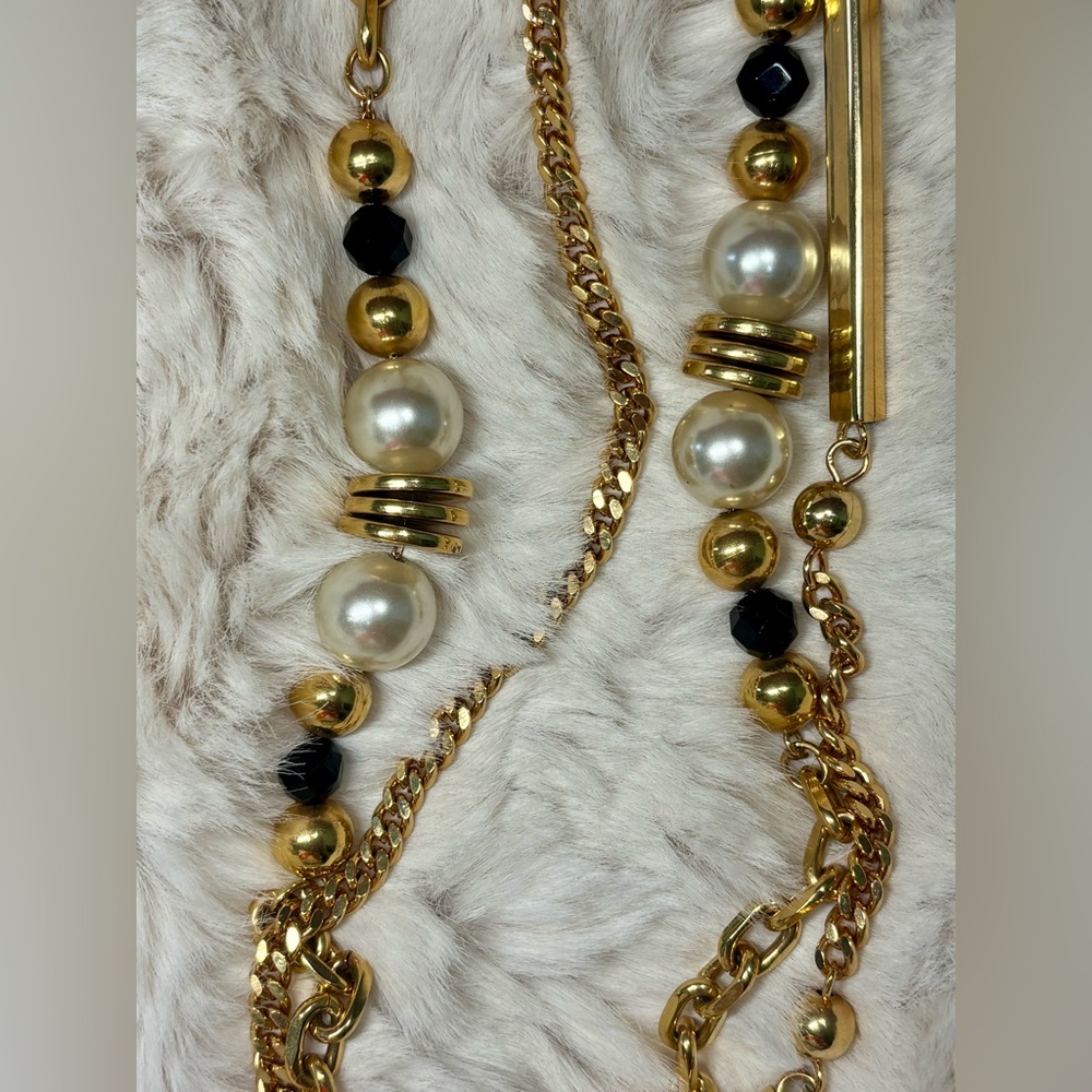 Hervé Bernard Vintage Gold-tone and Pearl Necklace - Picture 11 of 13